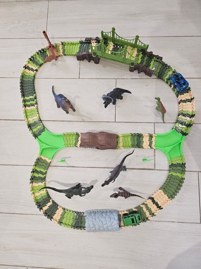 Circuit dinosaures - photo numéro 2