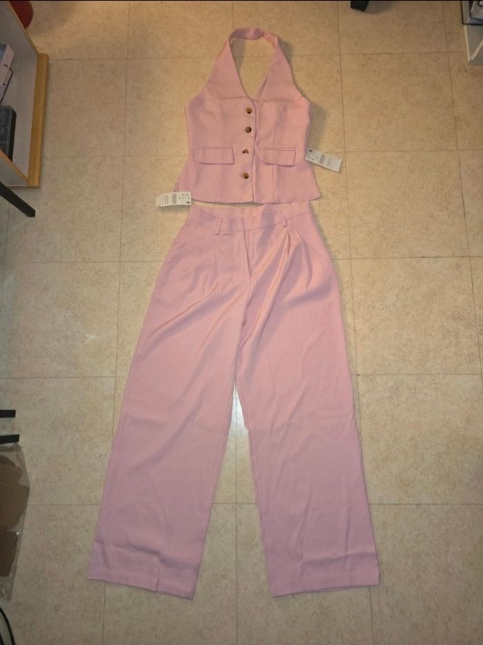 Ensemble rose Indefeir