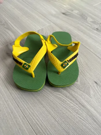 Tongs havaianas neuves sans étiquette