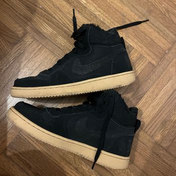 Baskets montantes Nike fourrees