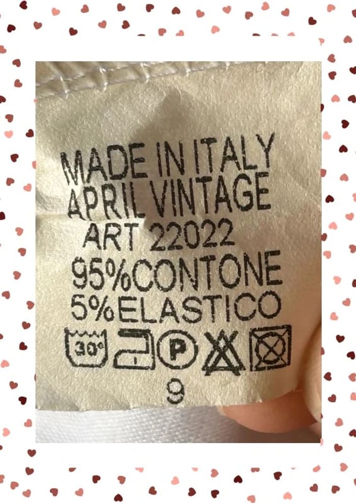 T-shirt blanc col v April Vintage - photo numéro 3