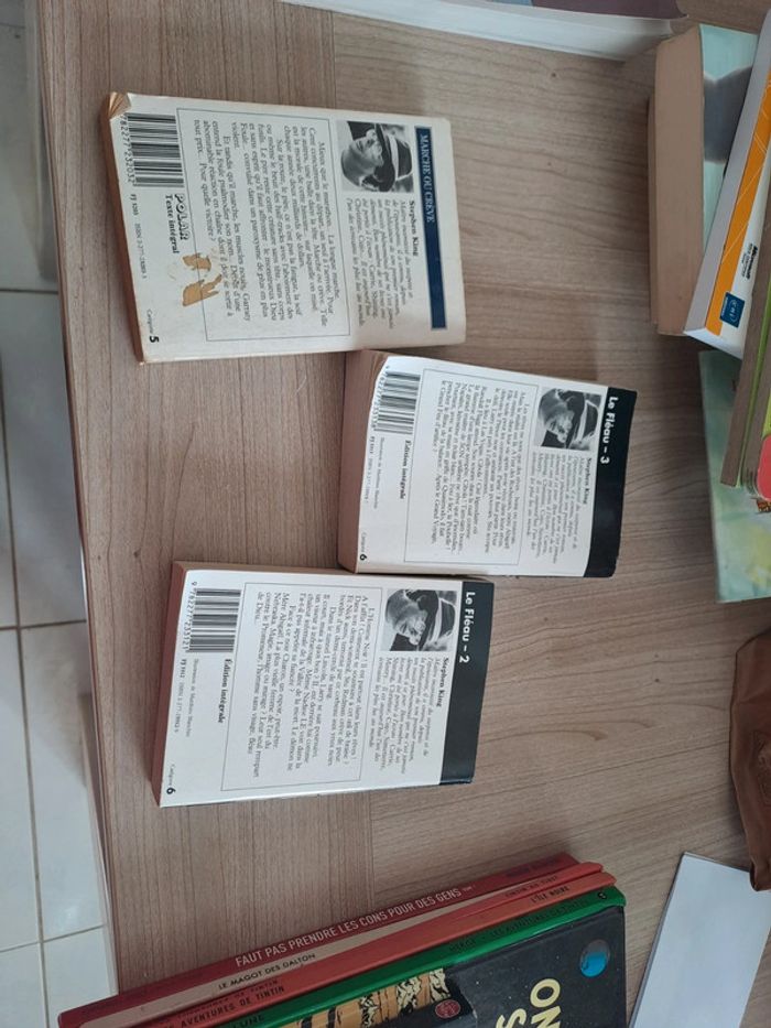 3 Livres Stephen king - photo numéro 2