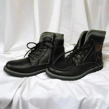 Chaussures montantes 🌹32 🌹garçons noir