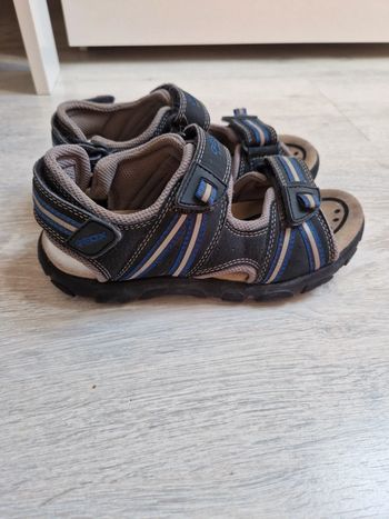 Sandales geox à scratchs Pointure 33 bleues