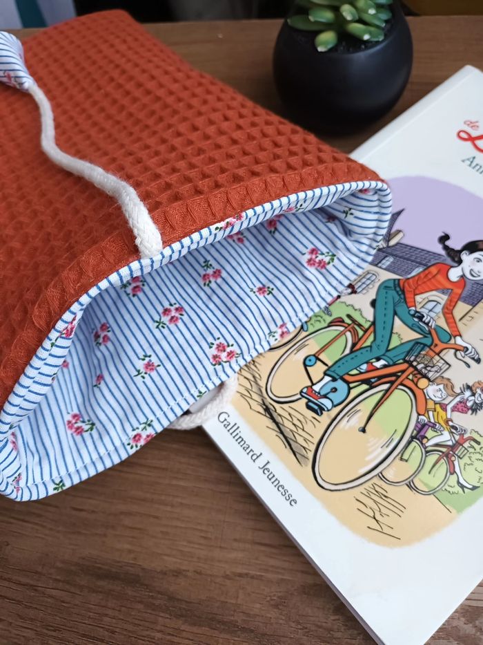 Pochette livre - photo numéro 2