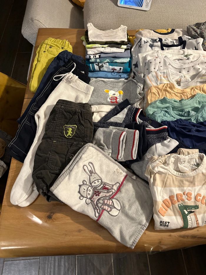 Lot vêtements bébé 6-9 mois mi saison - photo numéro 2