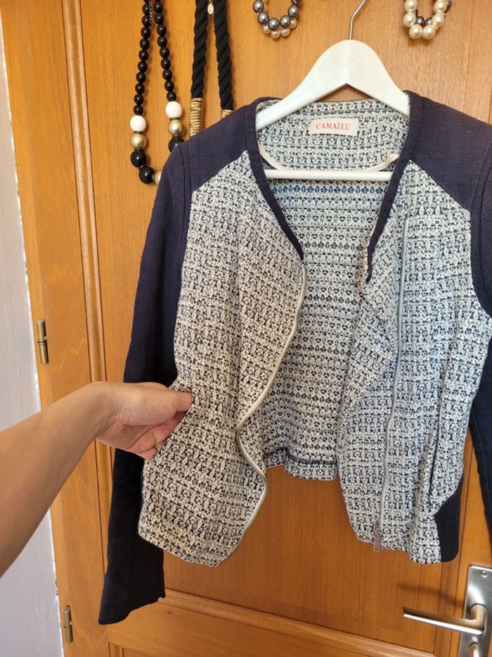 Veste femme brodée taille 38 - photo numéro 2