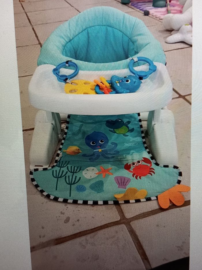 Siège de sol pour bébé