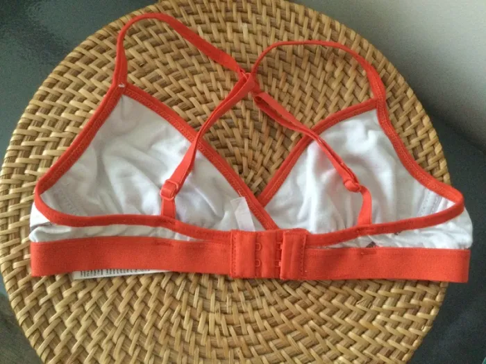 Soutien gorge T10-12 ans - photo numéro 2