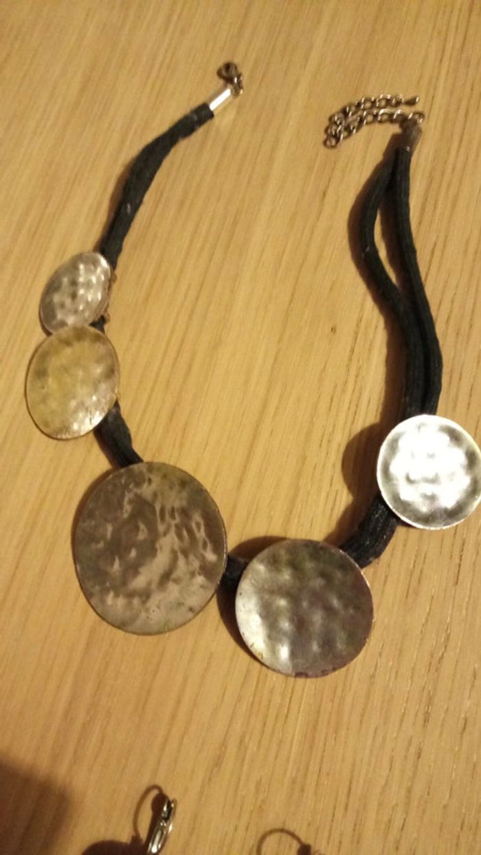 Parure collier et boucles d'oreille - photo numéro 3