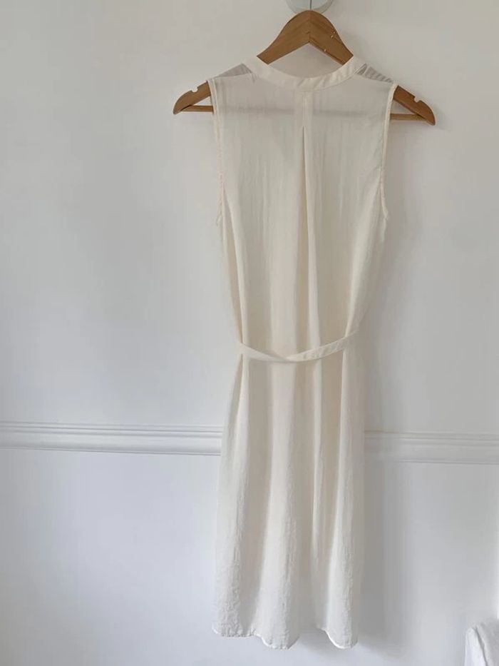 Robe chemise crème neuve avec étiquette H&M - photo numéro 2
