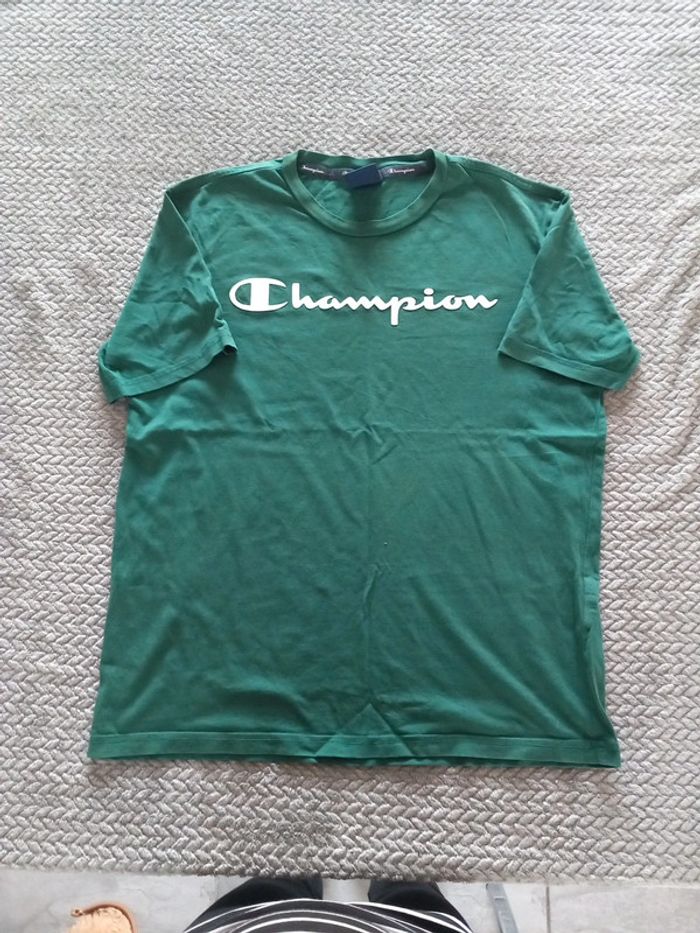 Tee shirt
