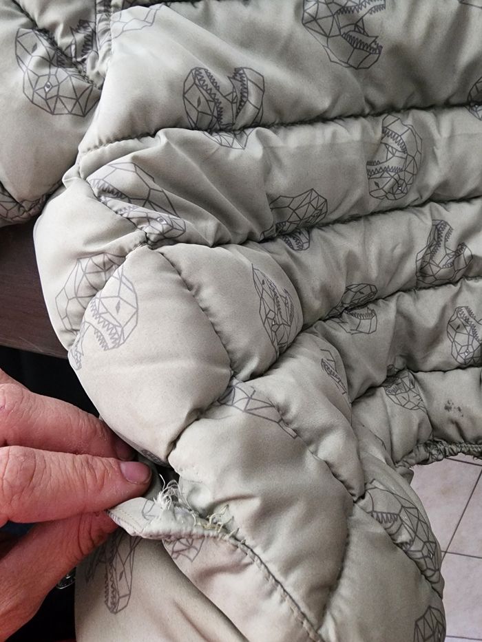 Manteau doudoune d’hiver 6 ans - photo numéro 4