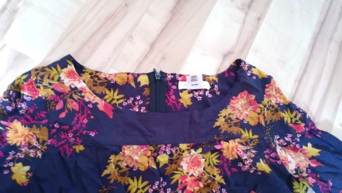 Robe à fleurs - photo numéro 3