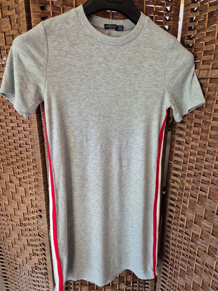 Robe manches courtes