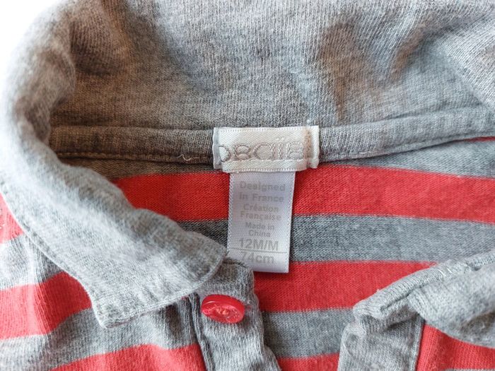 Polo gris et rouge - photo numéro 3