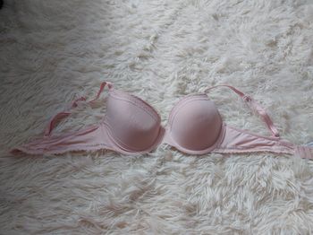 Soutien gorge Tommy Hilfiger rose - Taille 85B - neuf