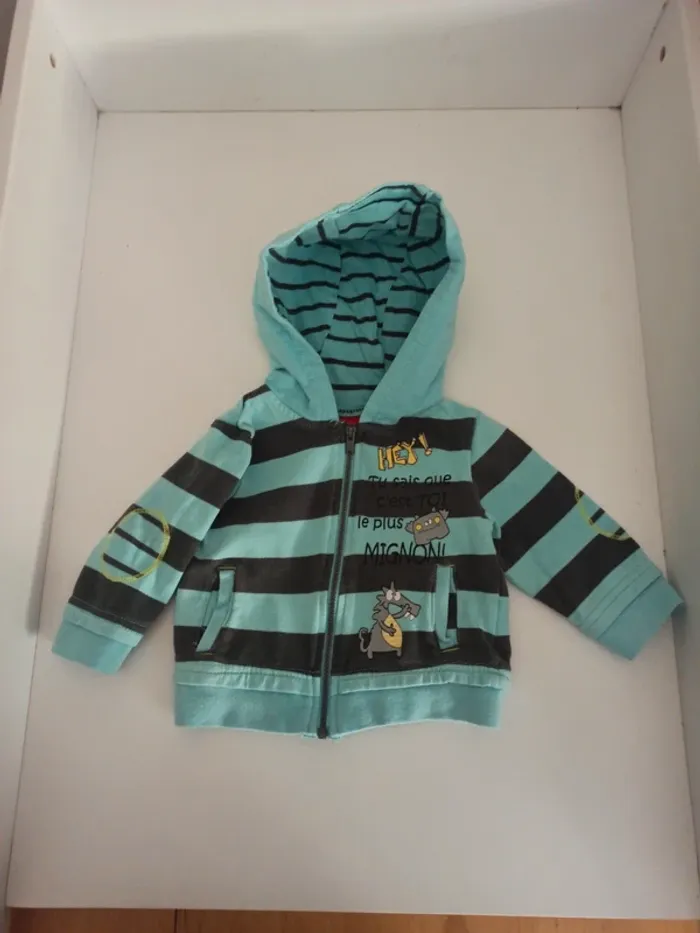 Veste 6 mois - photo numéro 2