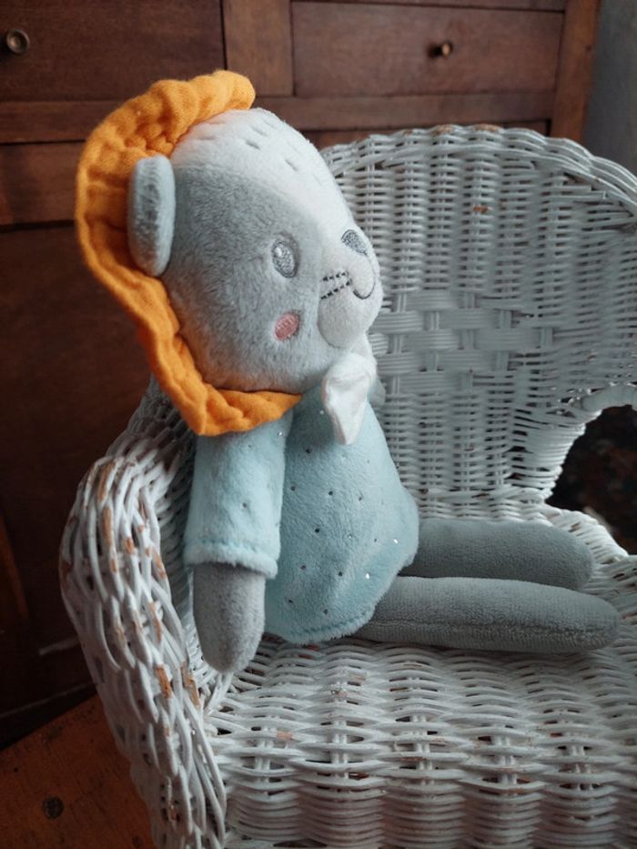 Peluche doudou lion Mots d'enfants Leclerc - photo numéro 3
