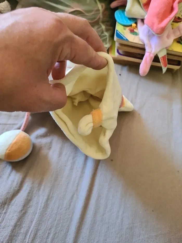 Doudou souris marionnette avec ballon doudou et compagnie - photo numéro 3