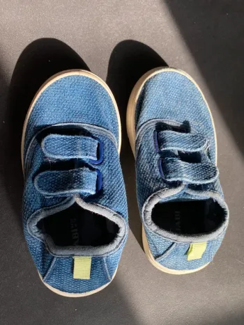 Sneakers Kiabi taille 25
