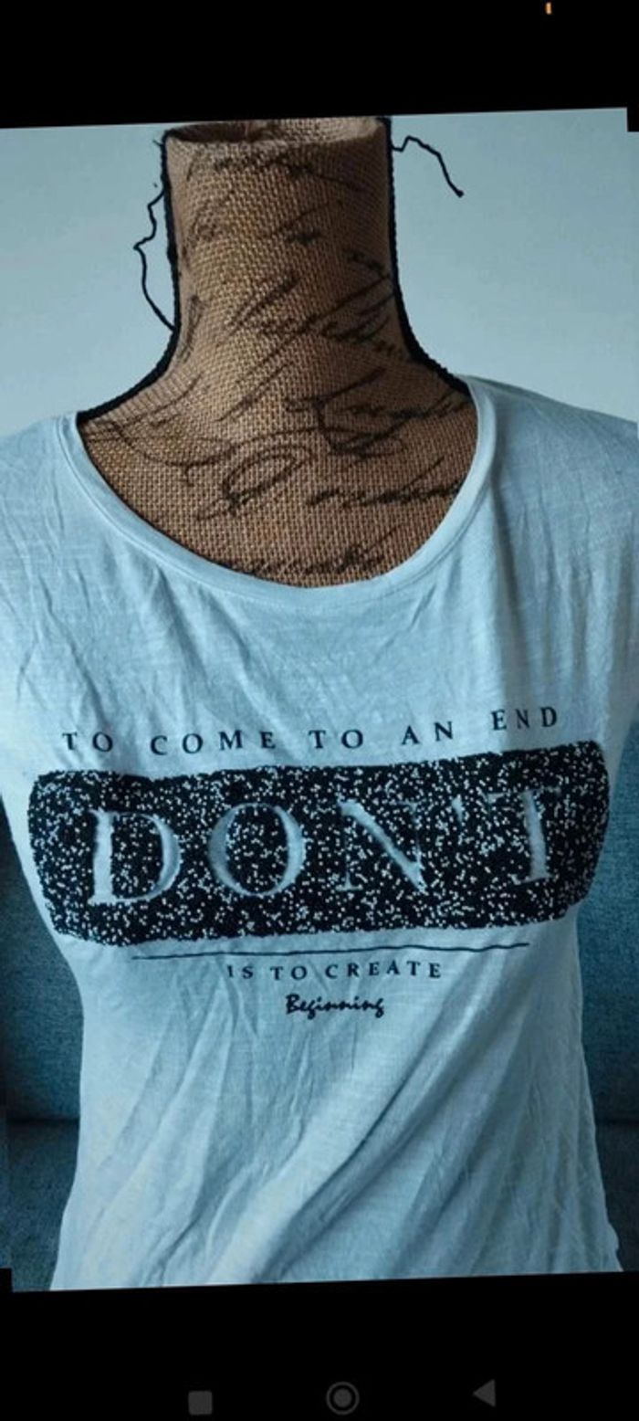 Tee shirt blanc écritures noir Pimkie taille m - photo numéro 2