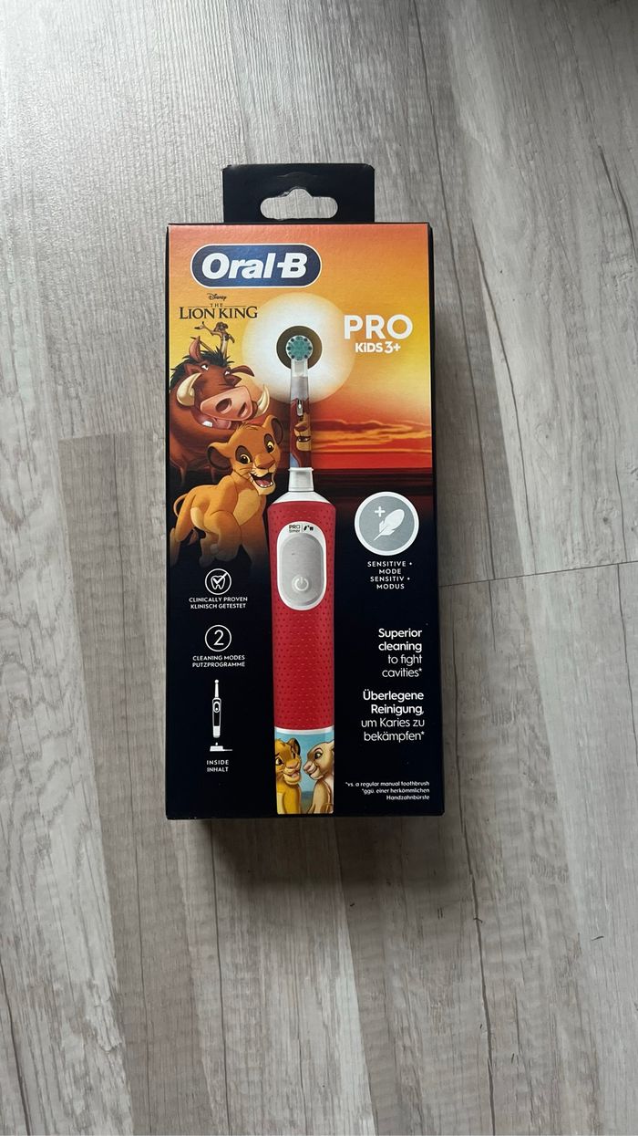 Brosse à dent roi lion