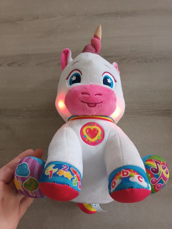 Peluche licorne interactive