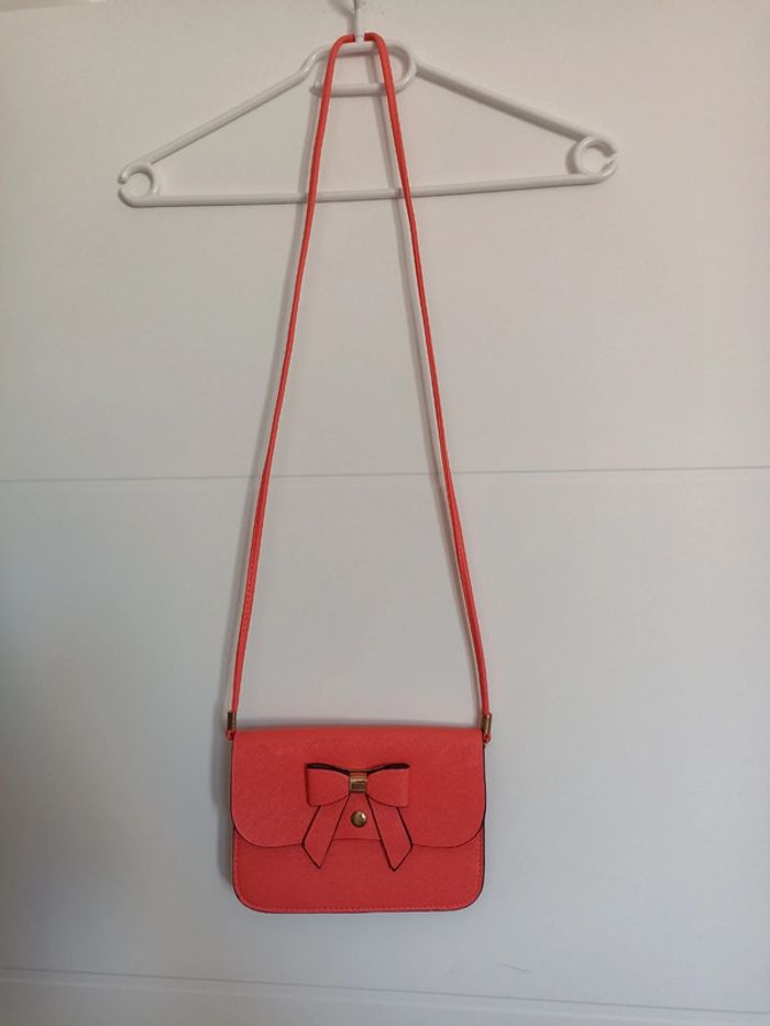 Pochette à bandoulière