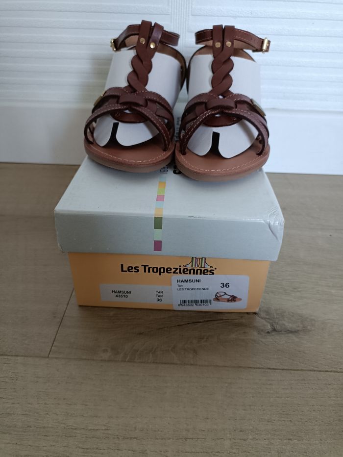 Sandales Les Tropéziennes p.36 neuves - photo numéro 2