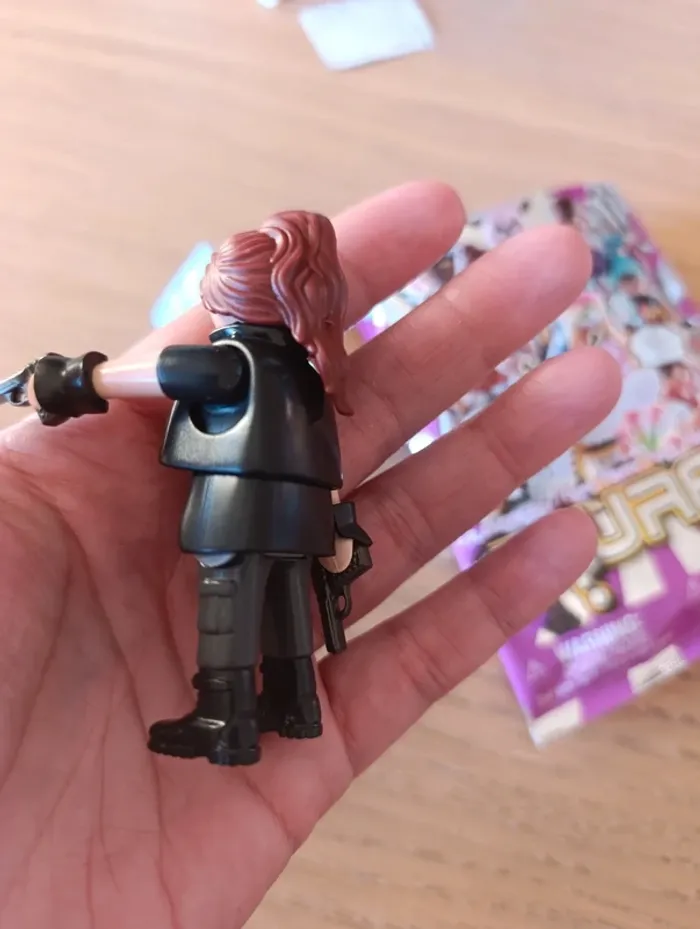 Playmobil personnage policière neuf - photo numéro 4
