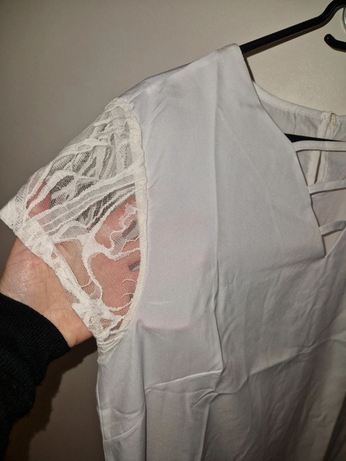 Tee-shirt blanc - photo numéro 2