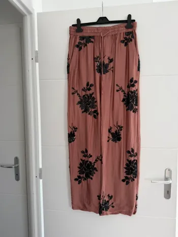 Pantalon Zara rose noir M large droit long pantaloni pantalones Vloeiende palazzo Calças femme