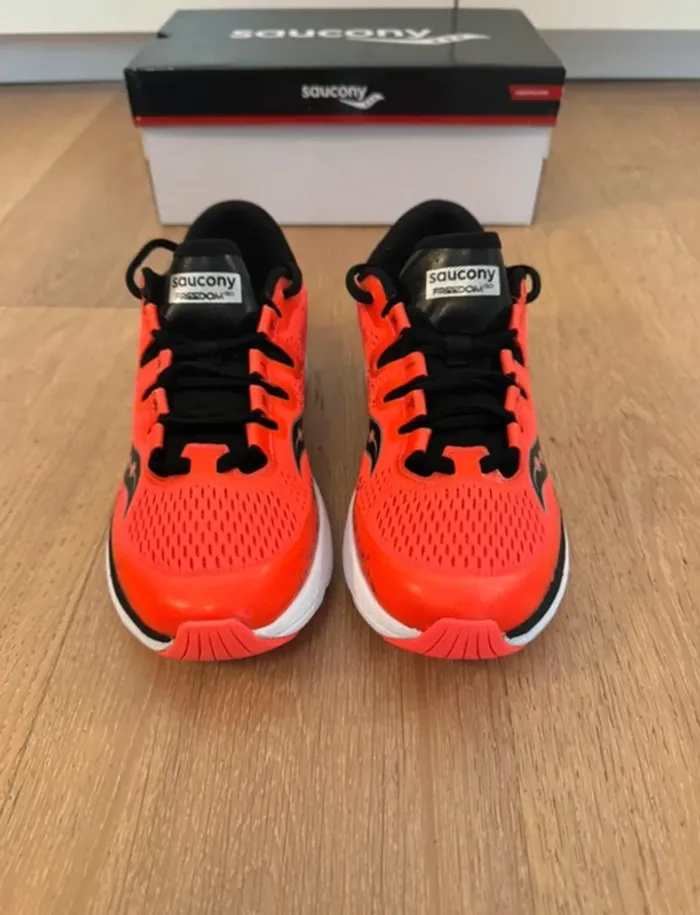 Baskets Saucony S-Freedom Iso Vizi - taille 36.5 orange - photo numéro 3