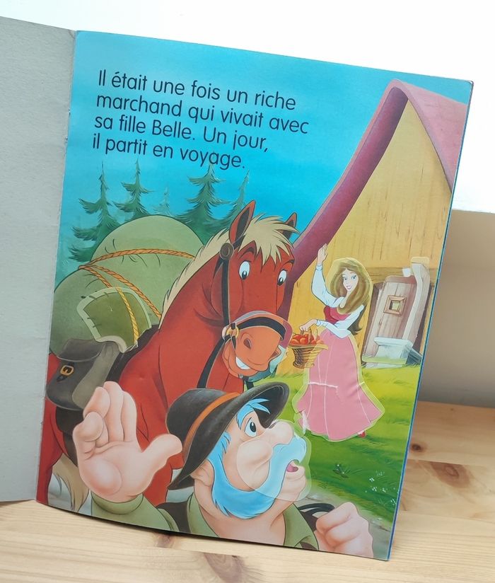 📚 Lot de 4 livres histoires et autocollants 📚 - photo numéro 7