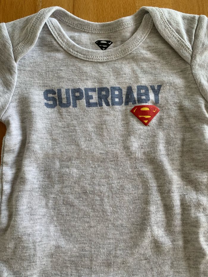 Lot 2 bodies garçons 9 mois - photo numéro 4