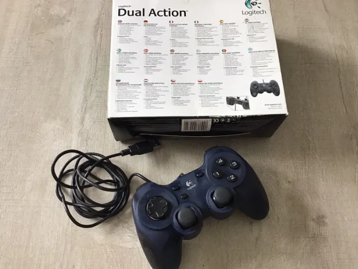 Manette dual action pc vintge - photo numéro 2