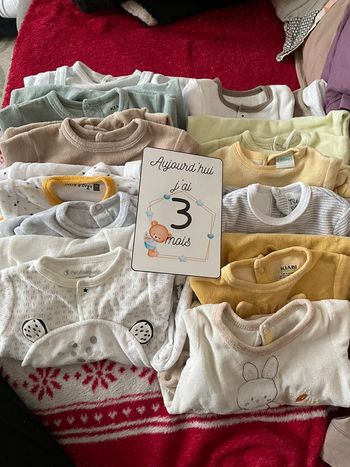 Lot de 12 pyjamas 3 mois