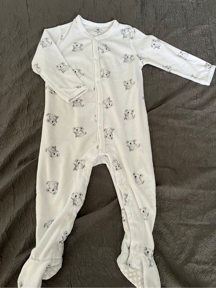 Lot pyjamas 1 pièce 18 mois - photo numéro 4