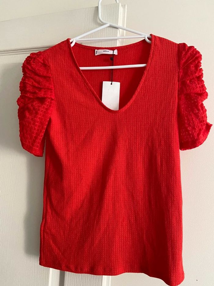 Blouse rouge Mango manches courtes longueurs blouse taille S neuf avec étiquette longueur 58 cm