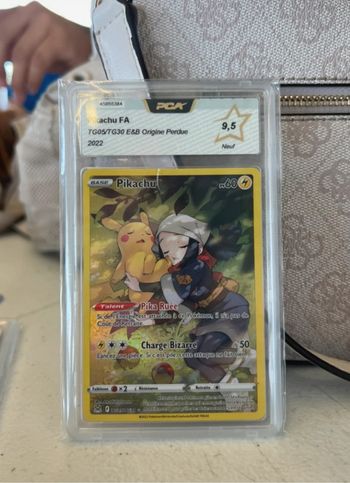 Carte Pokémon Pikachu TG05/TG30 Grade 9,5 PCA - FR