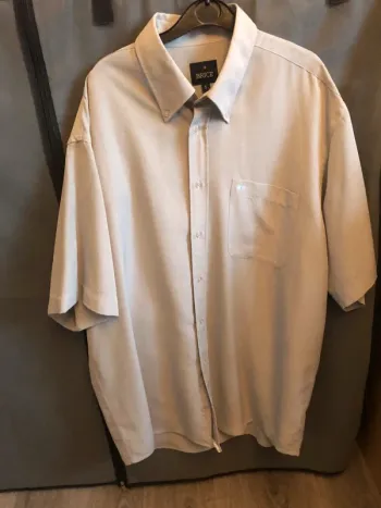 Chemise grise à manches courte XL
