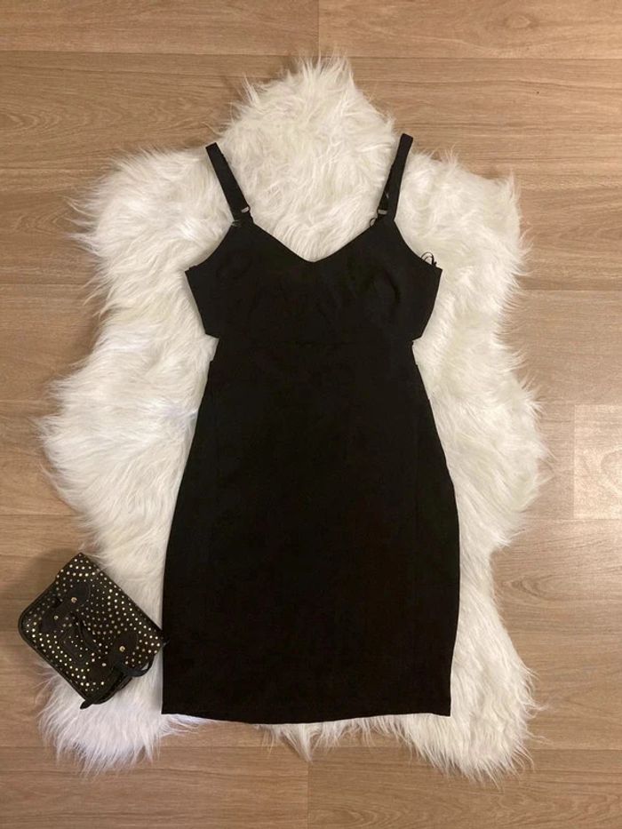 Robe festive noire sexy bershka – Taille M/38 - photo numéro 2
