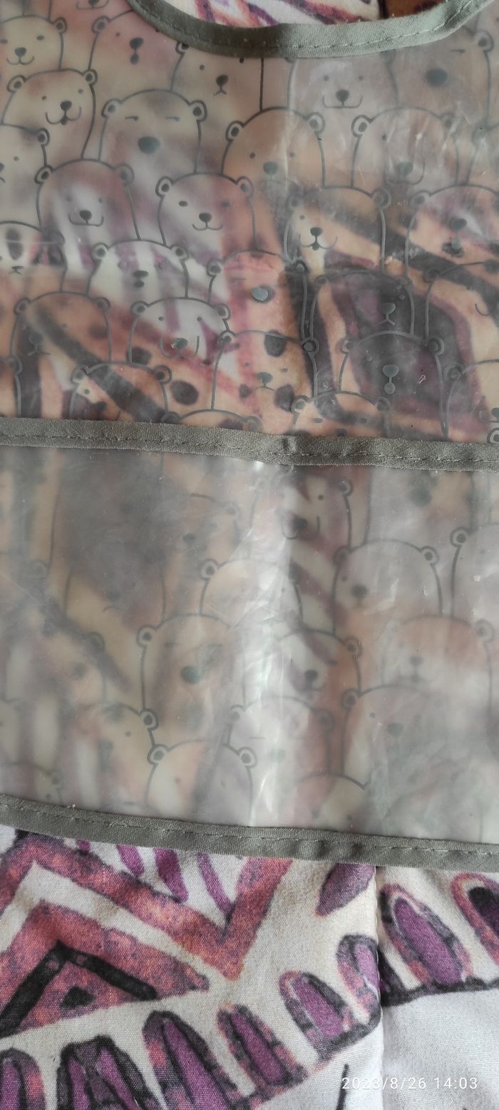 Lot 4 bavoirs en plastique Amazon - photo numéro 19