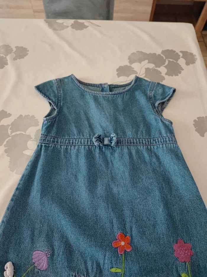 Robe courte - photo numéro 2