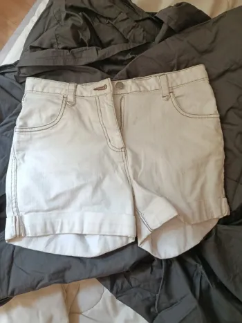 Short blanc
