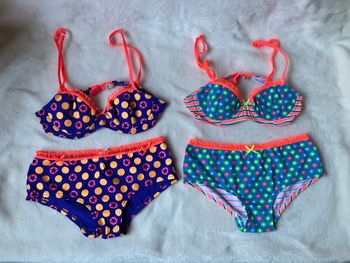 2 ensembles fille 10/12 ans et 75A (5€)