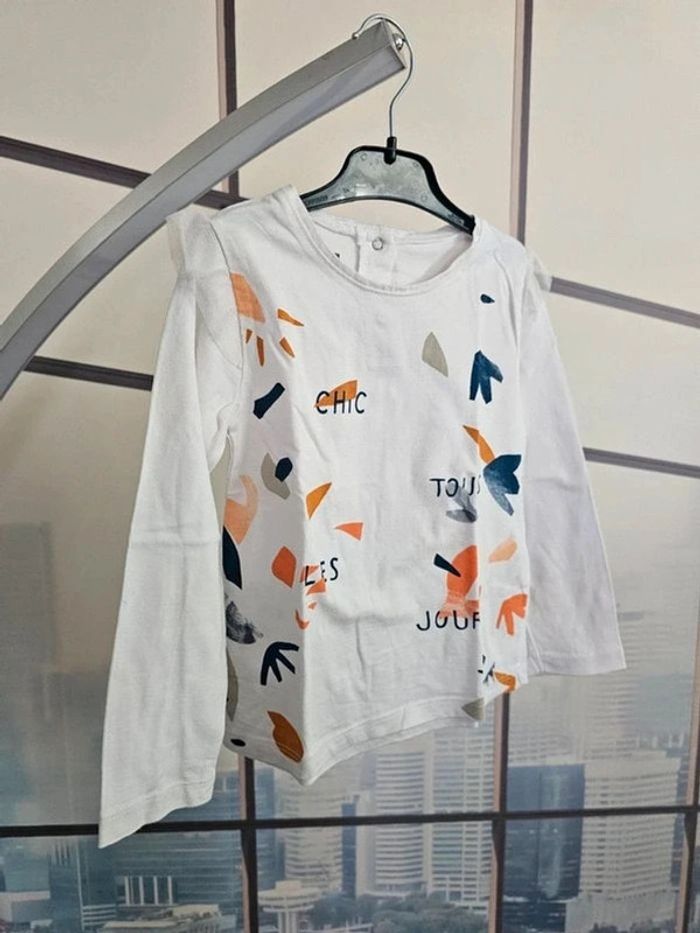 T-shirt manches longues blanc taille 36 mois