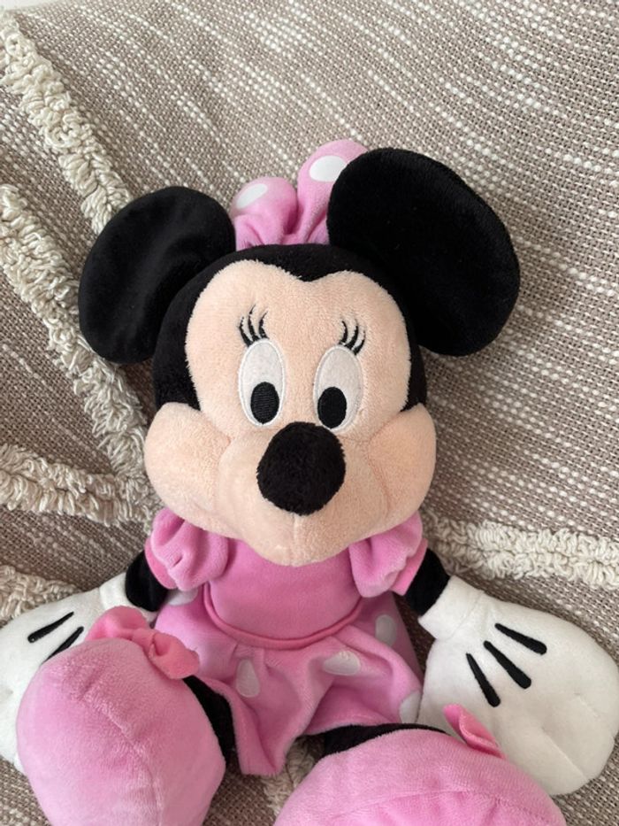 Peluche doudou 37cm Disney Minnie souris rose à pois blanc très bon état - photo numéro 3