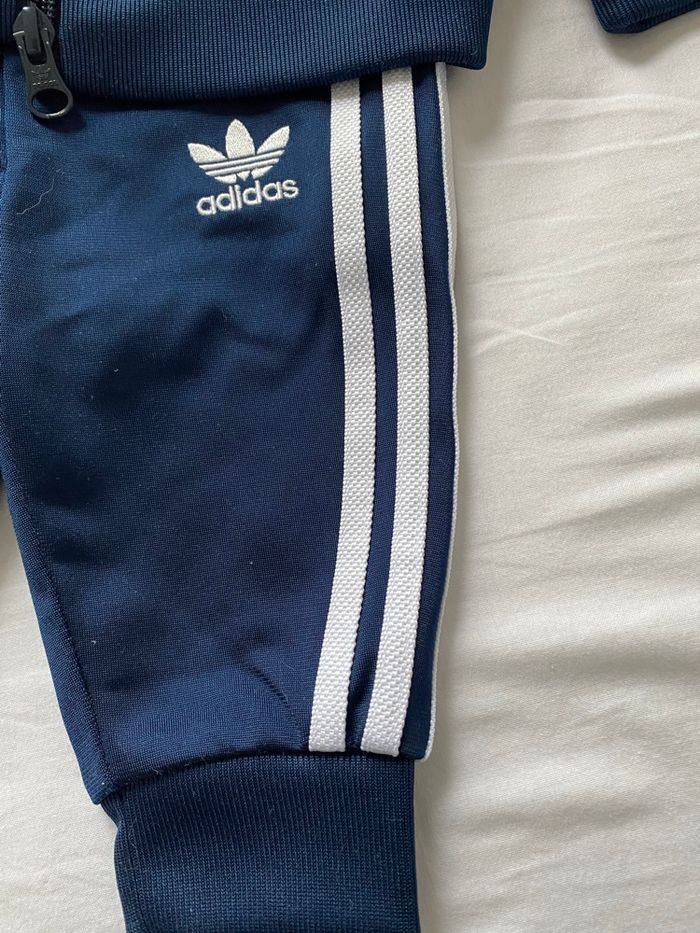 Ensemble adidas bébé  3 -6 mois - photo numéro 4